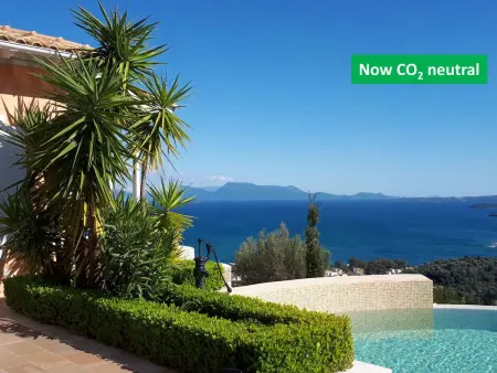 Location maison à Aj. Nikitas, Die Drei Grazien, luxuriöse Villa mit eigenem Pool