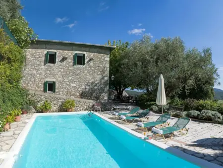 Location maison à Vafkeri, Das alte Haus und Gästehaus