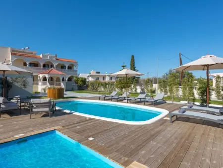 Location maison à Archangelos, Geräumige Villa Evelyn für 10 Personen mit Pool