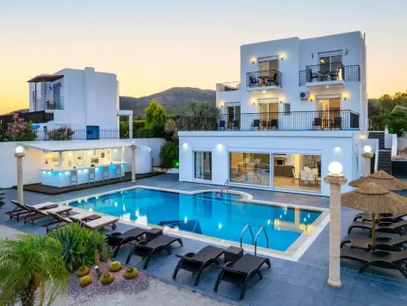 Location maison à Gennadi, Charmante Diamond Villa in der Nähe von Gennadi Strand