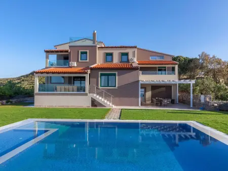 Location maison à Agia Pelagia, Ferienvilla mit privatem Pool