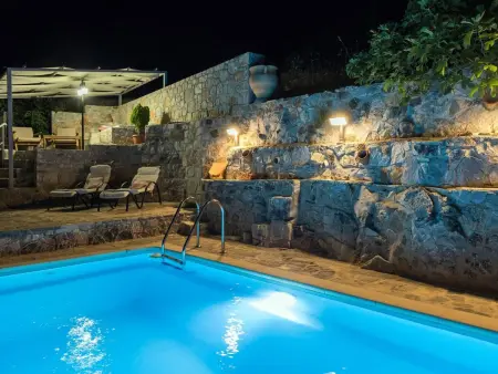 Villa aus Stein  Galatia, Location Maison 8 personnes à Agia Marina - Photo 9