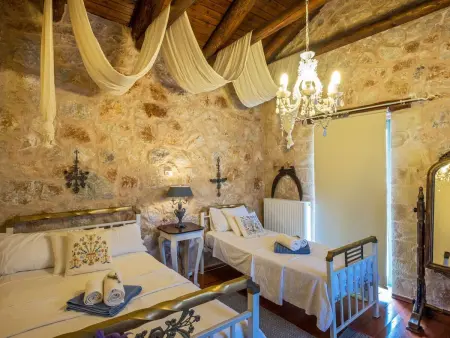 Villa aus Stein  Galatia, Location Maison 8 personnes à Agia Marina - Photo 14