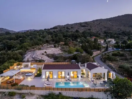 Location maison à Georgioupoli, Villa White Harmony 6km vom Strand entfernt mit