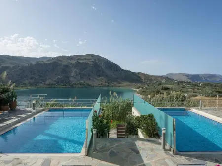 Location maison à Georgioupoli, Villa mit Seeblick und Pool in der Nähe von Restaurants
