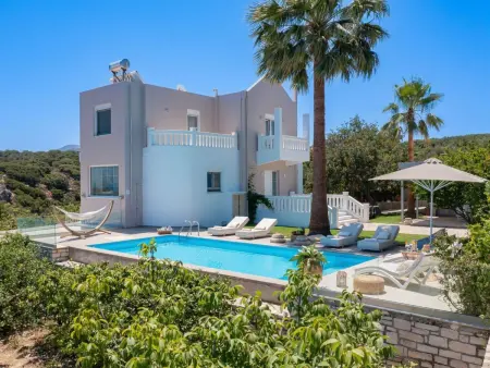 Location maison à Adele, Villa mit Infinity-Pool und BBQ, Nähe zum Strand