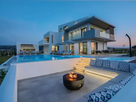 Location maison à Adele, Lux-Villa mit Innen- und Außenpool, BBQ und Fitn