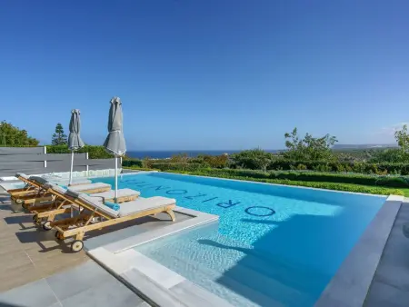 Lux-Villa mit Innen- und Außenpool, BBQ und Fitn - Photo 1