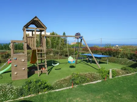 Lux-Villa mit Innen- und Außenpool, BBQ und Fitn - Photo 2