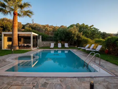 Location maison à Adele, Neue Familienvillen mit 2 privaten Pools, Spielzimmer