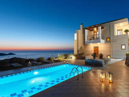 Location maison à Roumeli, Haus in Geropotamos mit schönem Garten