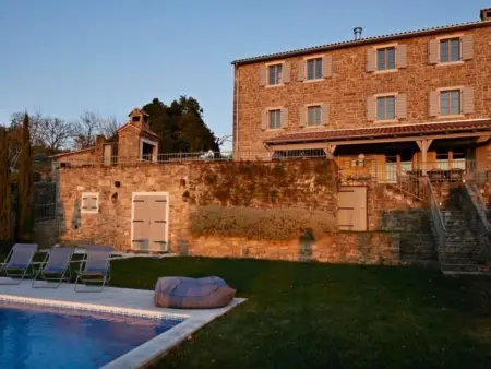 Villa Melegran, 4 chambres avec piscine et vignobles