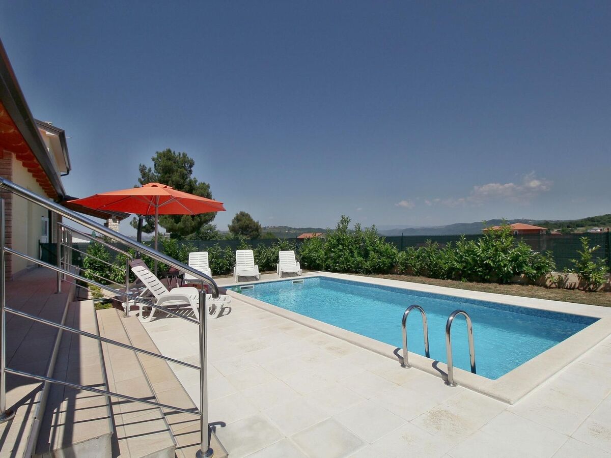 Maison Lukas à Buje : piscine privée, 3 chambres - Photo 4