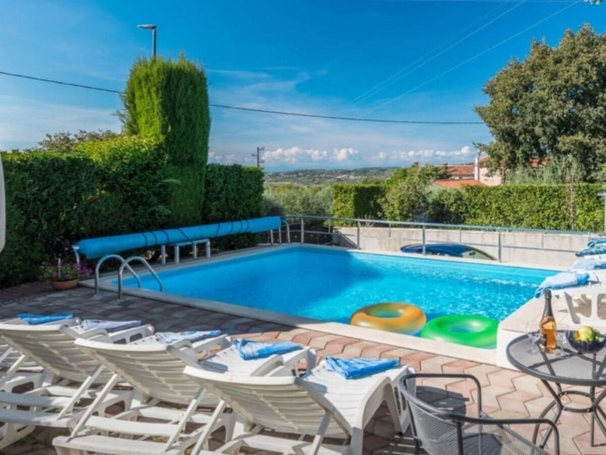 Maison 6 chambres avec piscine chauffée à Buje - Photo 5