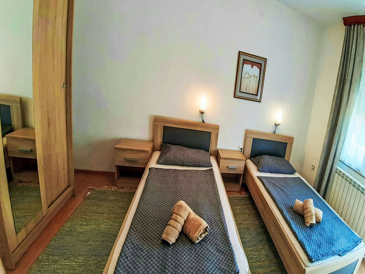 Maison 6 chambres avec piscine chauffée à Buje - Photo 31