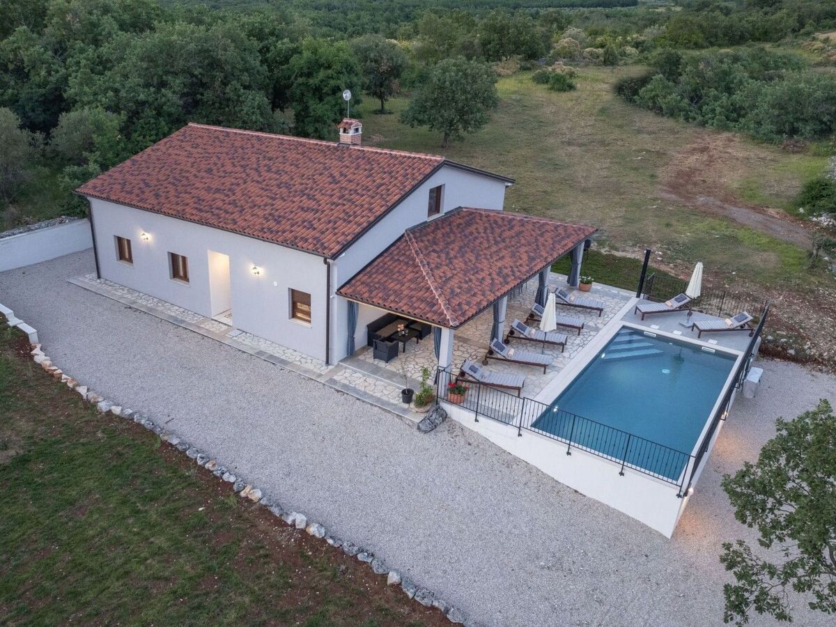 Villa Bibali à Buje : maison 8 personnes, piscine chauffée - Photo 16