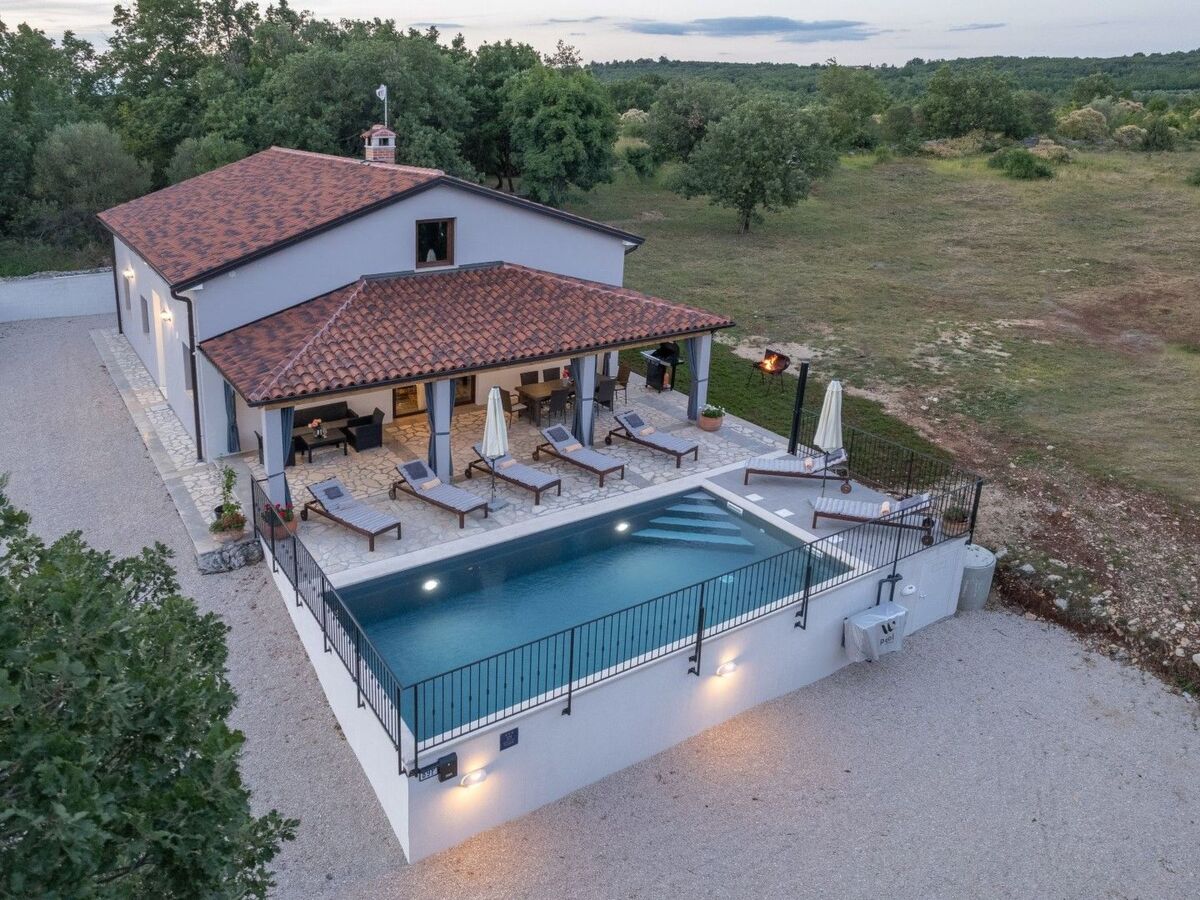 Villa Bibali à Buje : maison 8 personnes, piscine chauffée - Photo 19