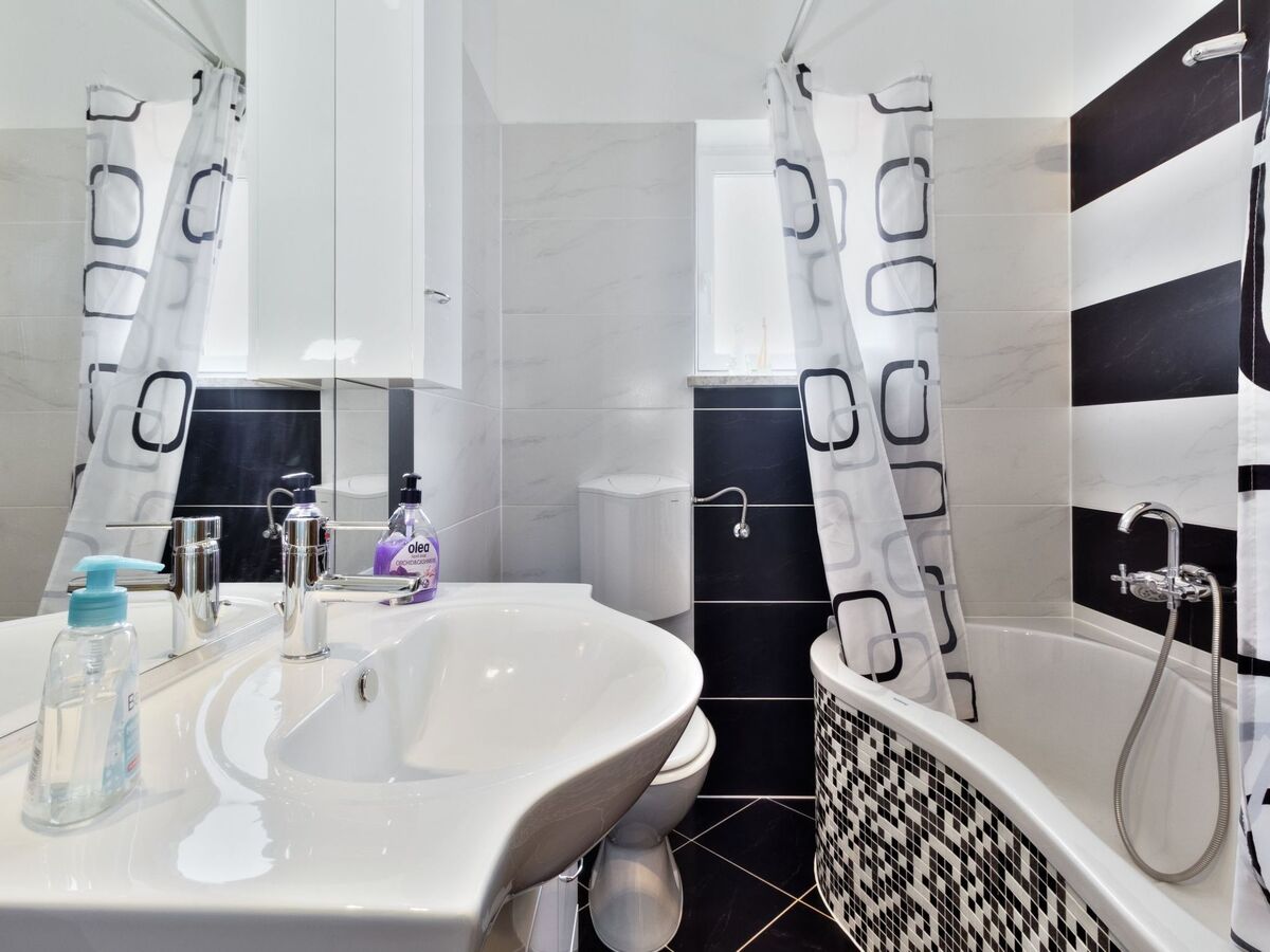 Maison 180 m² Buje, 4 chambres, terrain 630 m² - Photo 19