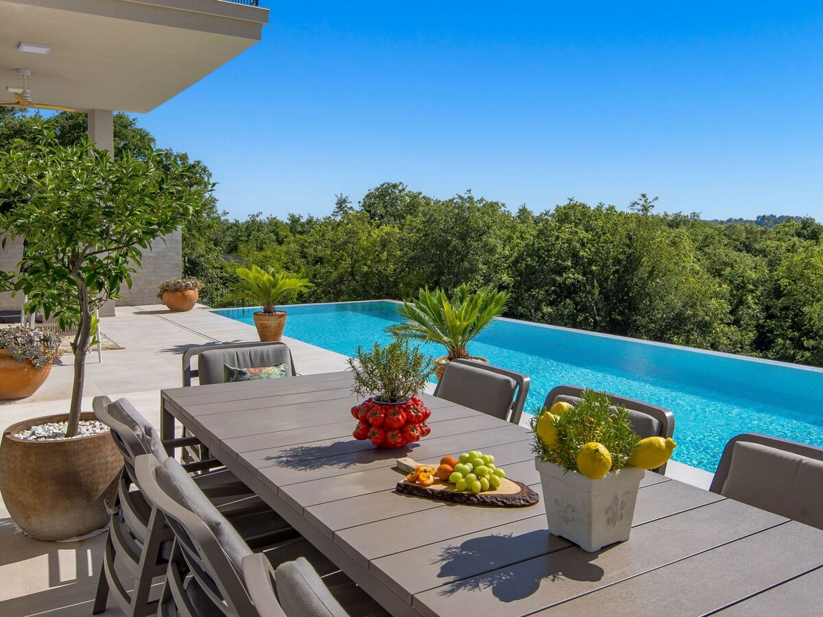 Villa Monte Bibali, 4 chambres avec infinity-pool à Buje - Photo 10