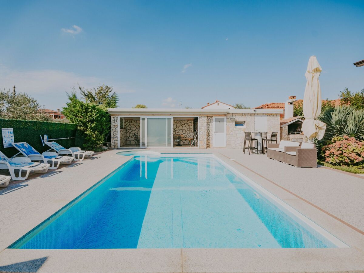 Villa Dany, maison 4 chambres piscine à Buje - Photo 6