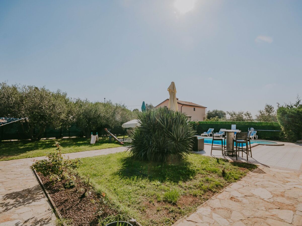 Villa Dany, maison 4 chambres piscine à Buje - Photo 10