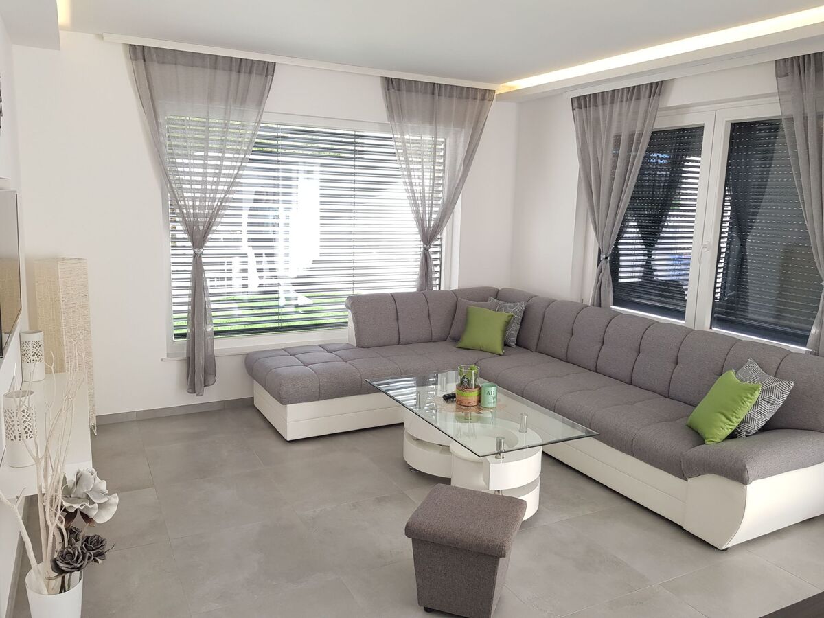 Maison 4 chambres avec piscine privée à Buje - Photo 9