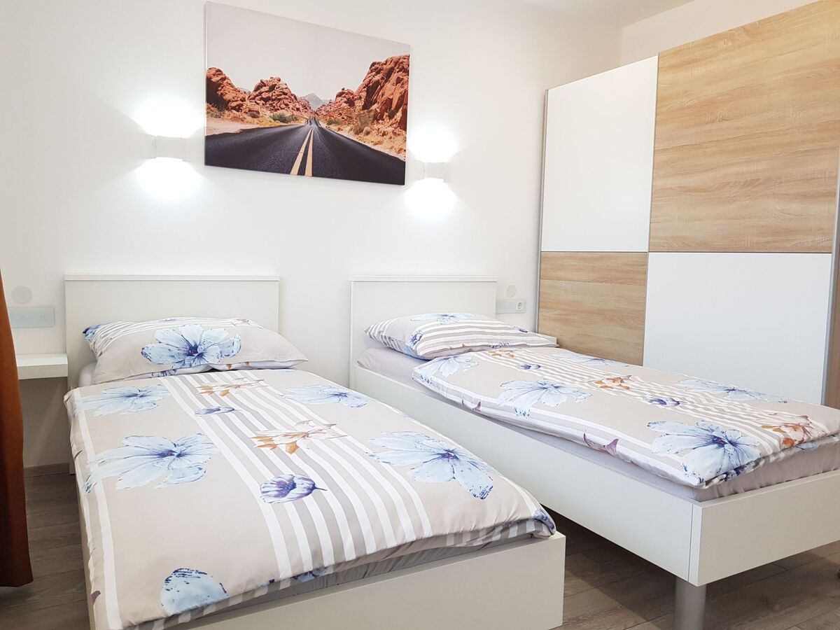Maison 4 chambres avec piscine privée à Buje - Photo 17