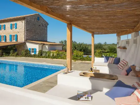 Villa Flavia – Maison en pierre avec piscine à Umag : photo 2