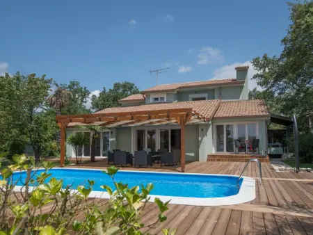 Villa Mira : maison 5 chambres avec piscine privée, Juricani : photo 2