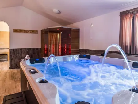 Villa Lemaliante, spa et piscine à 1 km de la mer : photo 8