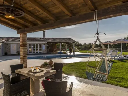 Villa Lemaliante, spa et piscine à 1 km de la mer : photo 16