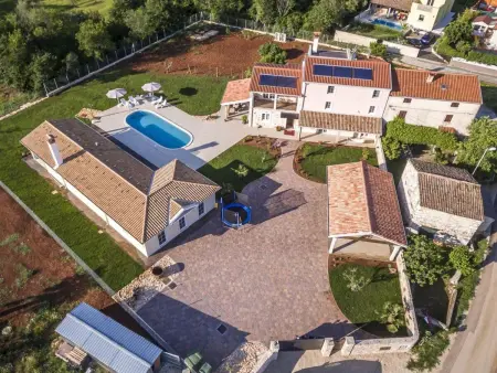 Villa Lemaliante, spa et piscine à 1 km de la mer : photo 22