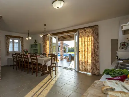 Villa Lemaliante, spa et piscine à 1 km de la mer : photo 25