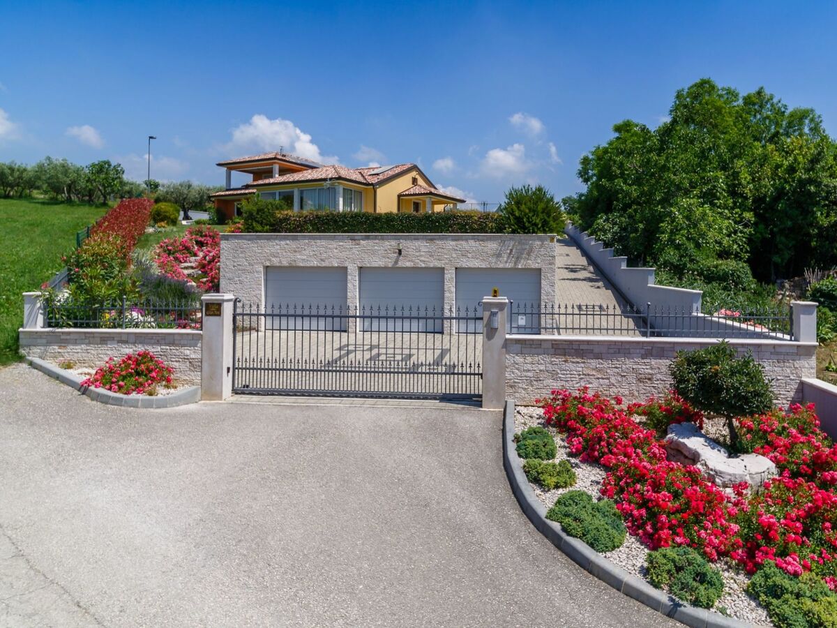 Villa GioAn : maison 16 pers., piscine et terrasse chauffée - Photo 6