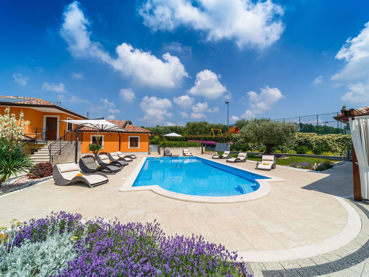 Villa GioAn : maison 16 pers., piscine et terrasse chauffée - Photo 7