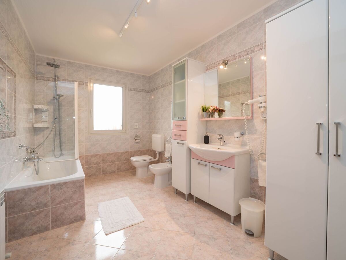 Villa GioAn : maison 16 pers., piscine et terrasse chauffée - Photo 38