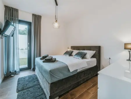 Maison 3 chambres avec piscine privée à Novigrad : photo 11