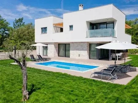 Designvilla mit Dachterrasse und Panoramablick, Maison 8 personnes à Novigrad (Istra) - Photo 2