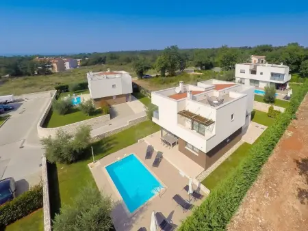 Designvilla mit Dachterrasse und Panoramablick, Maison 8 personnes à Novigrad (Istra) - Photo 31