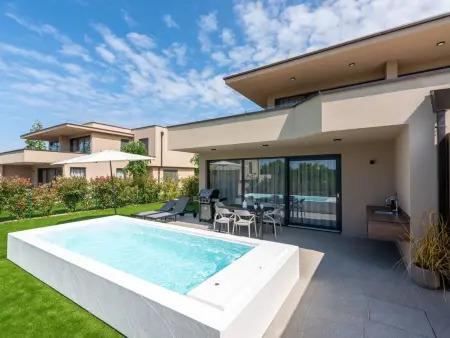 Location appartement à Novigrad (Istra), Quercus Village APP 12 mit privatem Pool