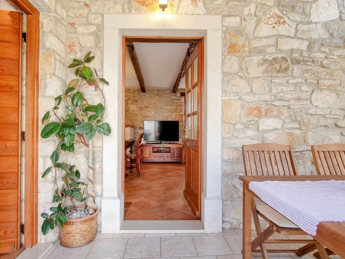 Maison Ariana à 100 m de la plage de Novigrad - Photo 18