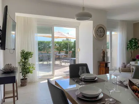 Maison Hanna à Novigrad avec piscine privée : photo 16