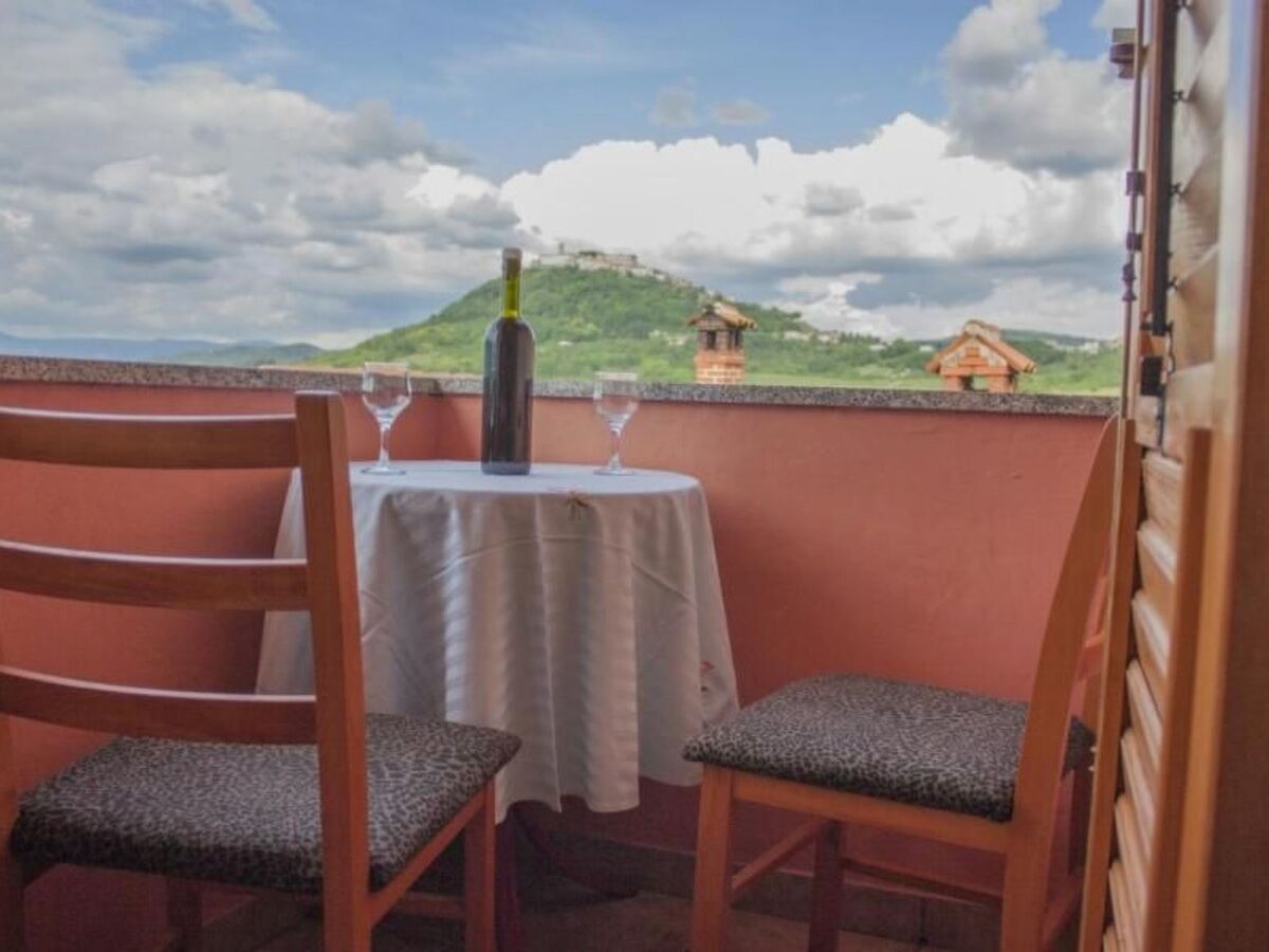 Maison Valentino avec piscine et vue sur Motovun - Photo 18
