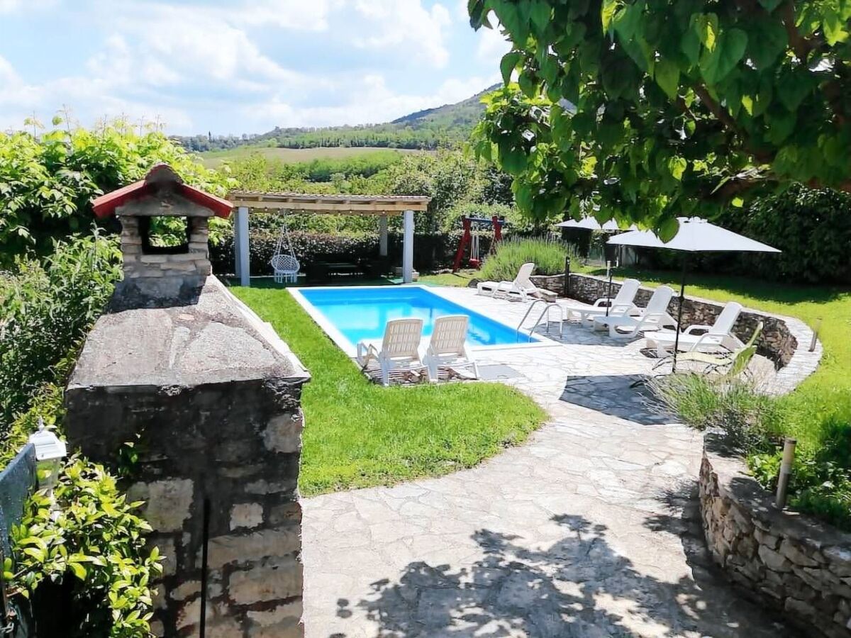 Maison Valentino avec piscine et vue sur Motovun - Photo 37