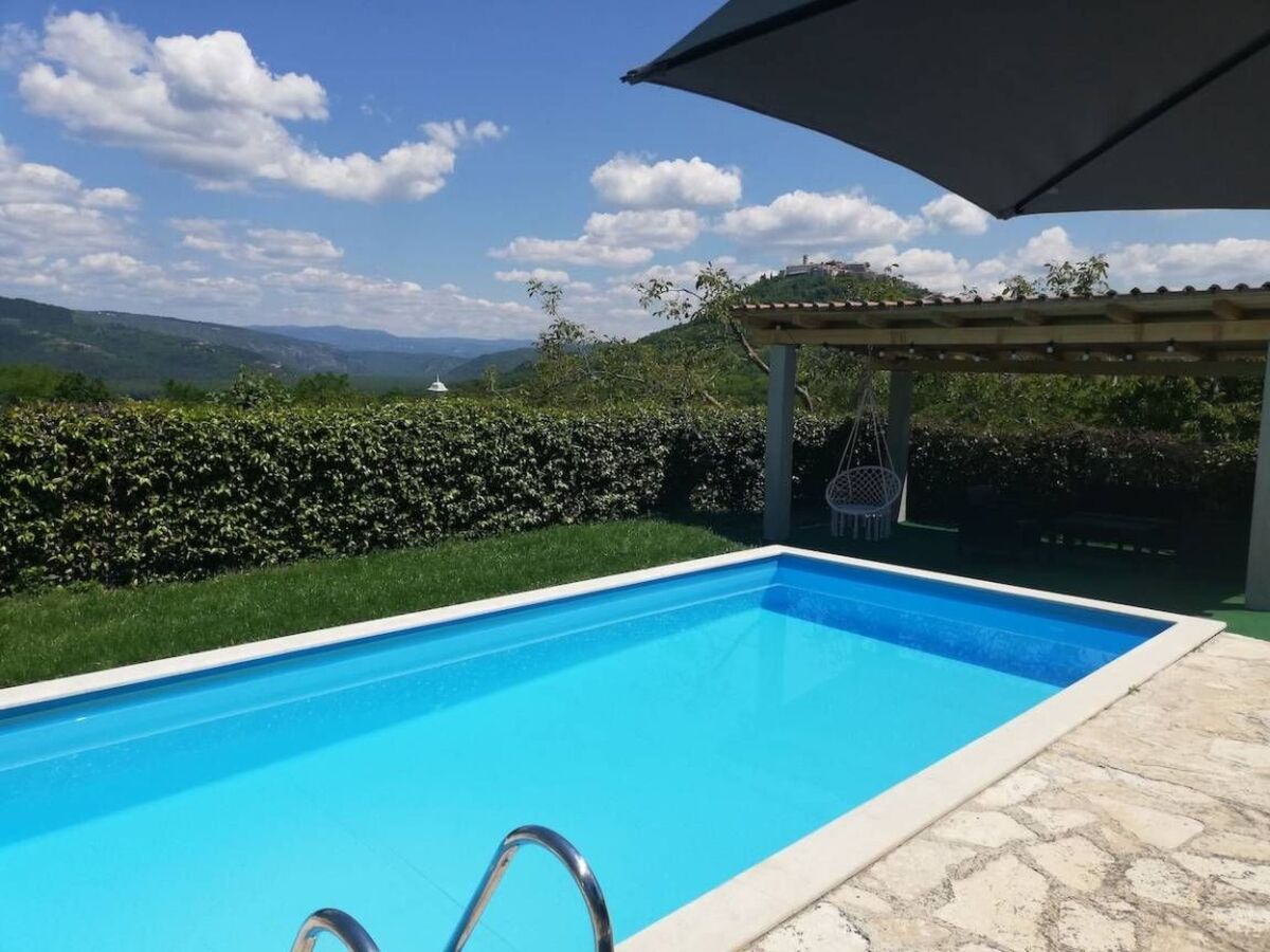 Maison Valentino avec piscine et vue sur Motovun - Photo 39