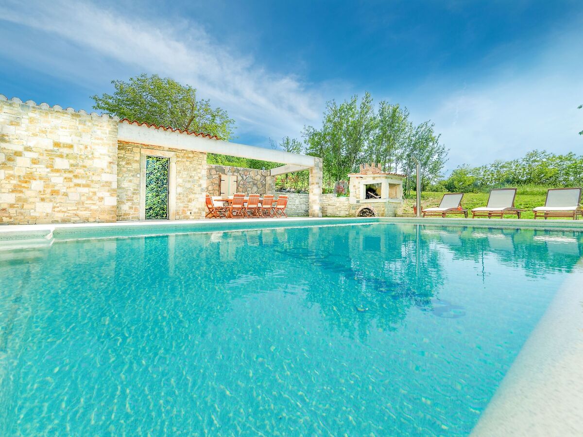Villa Demetra à Motovun, maison 8 personnes piscine infinie - Photo 14