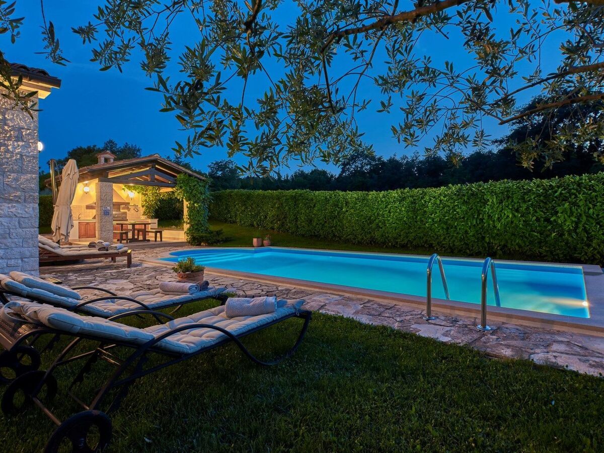 Villa Sujevic, piscine intérieure à Motovun - Photo 7