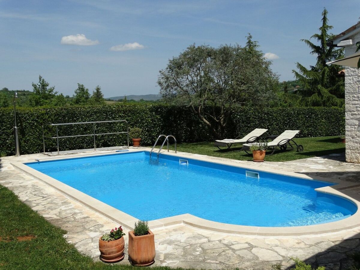 Villa Sujevic, piscine intérieure à Motovun - Photo 8
