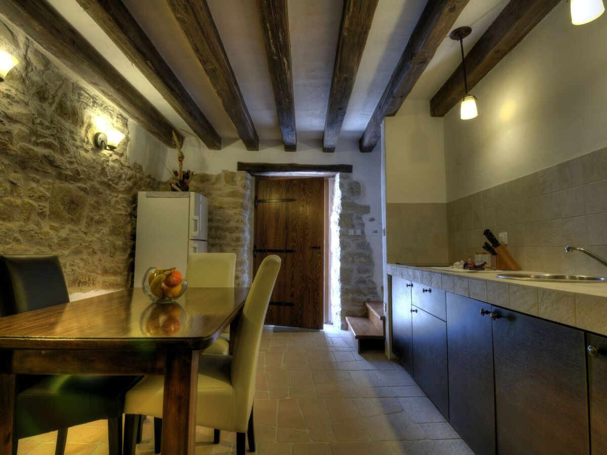 Maison en pierre d'Istrie à Kotli, piscine partagée - Photo 3