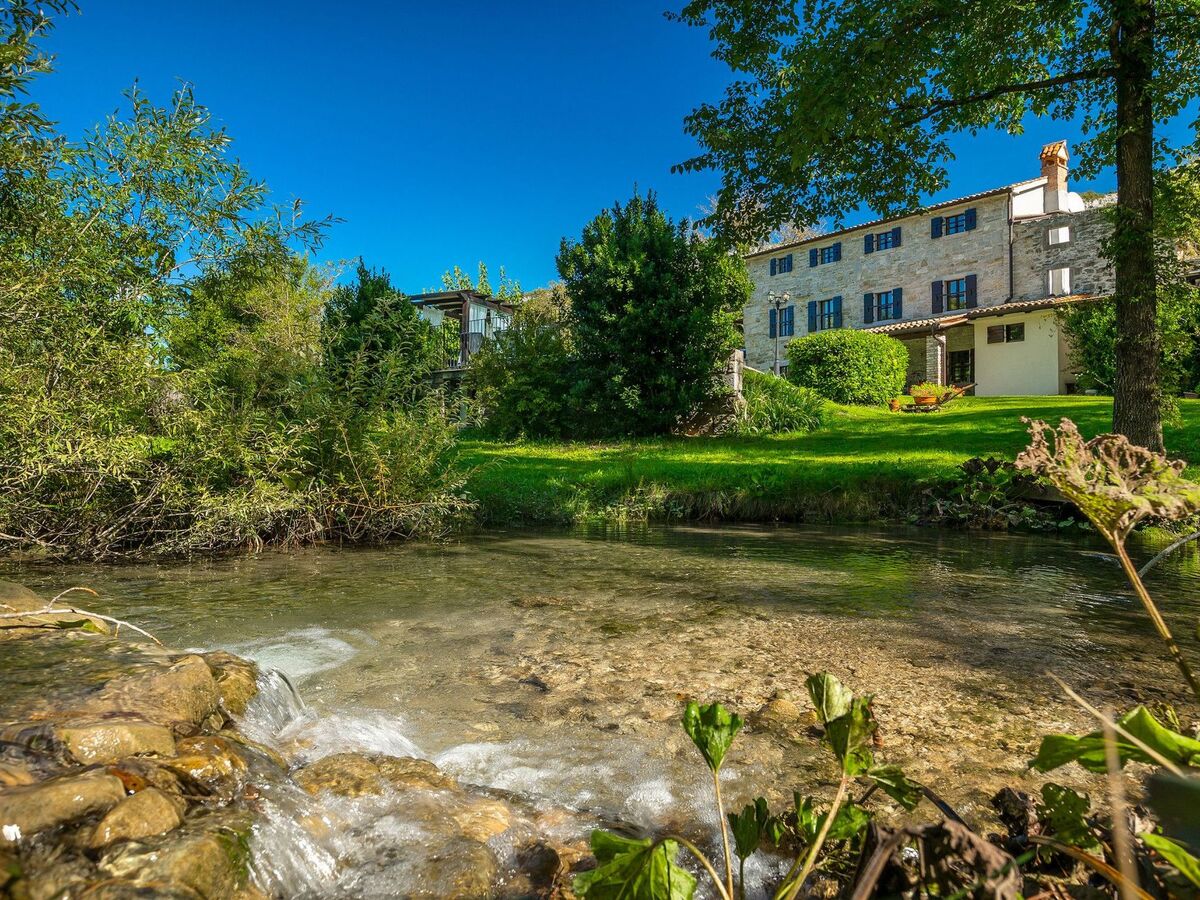 Villa Mulino – Maison 4 chambres avec piscine à Buzet - Photo 2